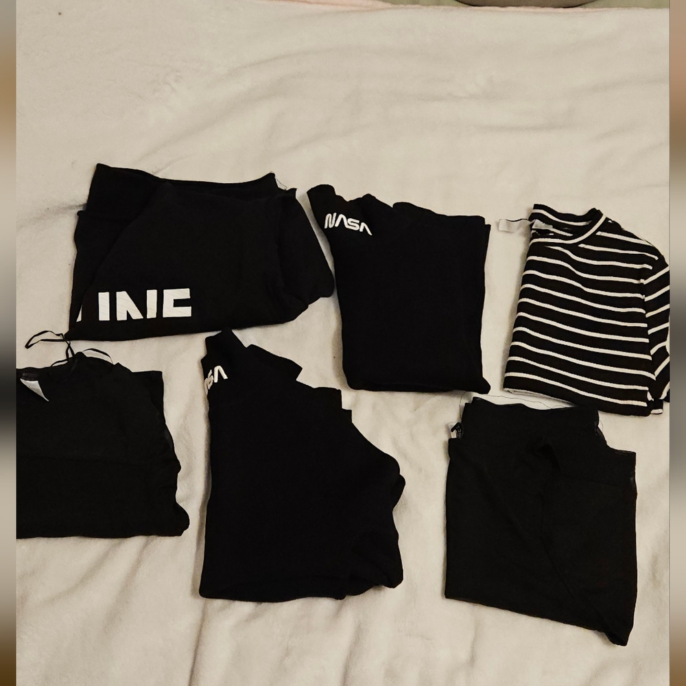 H&M Divided Size M Bundle Of 6 Tops